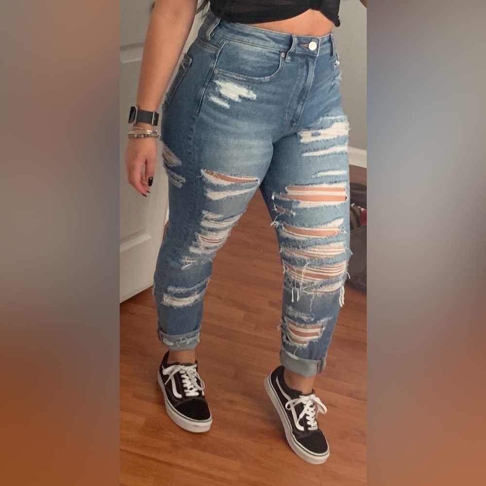 American Eagle Women's Sz 6 Ripped Mom Jeans Denim Stretchy Blue